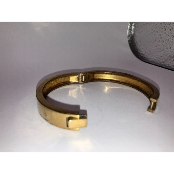 J. Crew Bracelet Polished Gold-Tone Hinged 6.75 Inch Bangle Bracelet! - Picture 7 of 11
